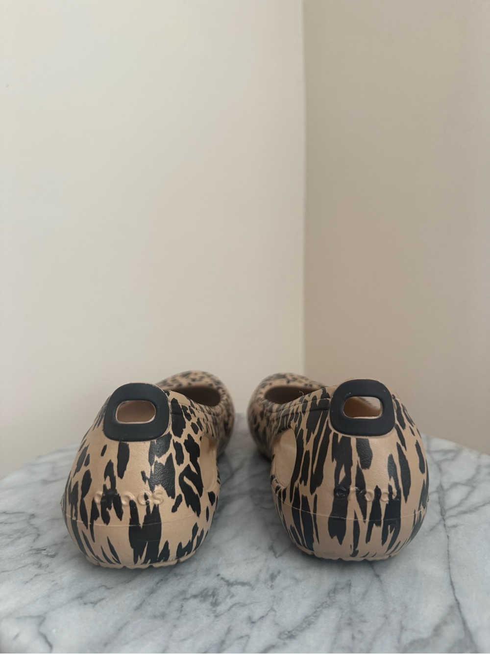 Crocs Kadee Ballet Flats Leopard Print Slip On Comfort Shoes Women’s Size 7 - Picture 6 of 9